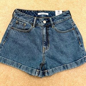 Pacsun mom short size 22